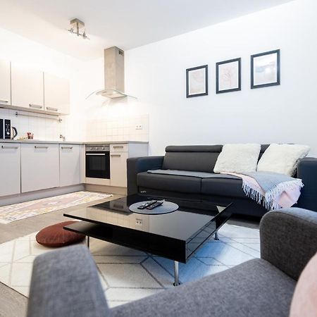 Nova Karolina Apartment オストラヴァ エクステリア 写真