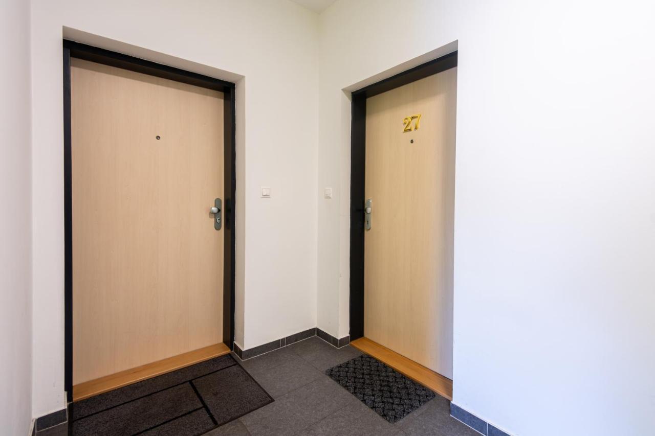 Nova Karolina Apartment オストラヴァ エクステリア 写真